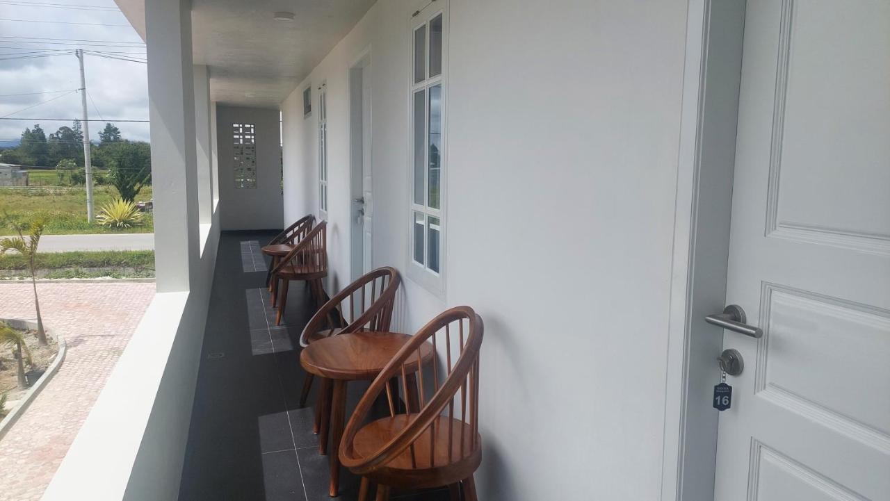 Hotel Wisma Mangurna Dolok Sanggul Εξωτερικό φωτογραφία